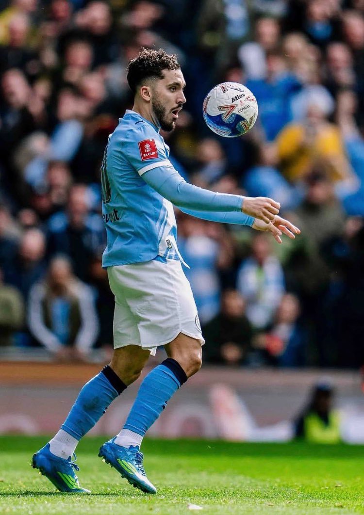 Blue Moon tweet media