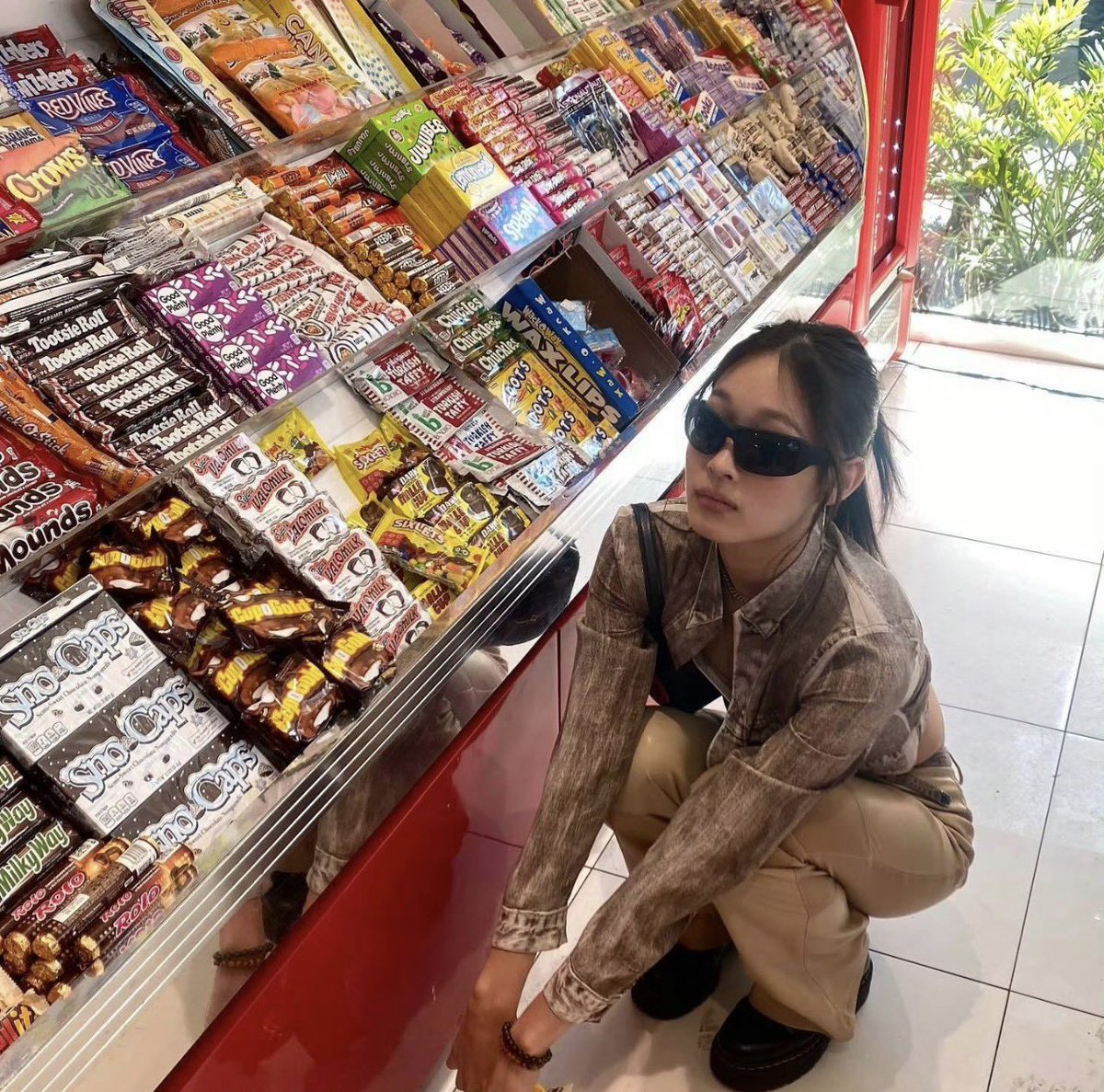 annie rated tweet media