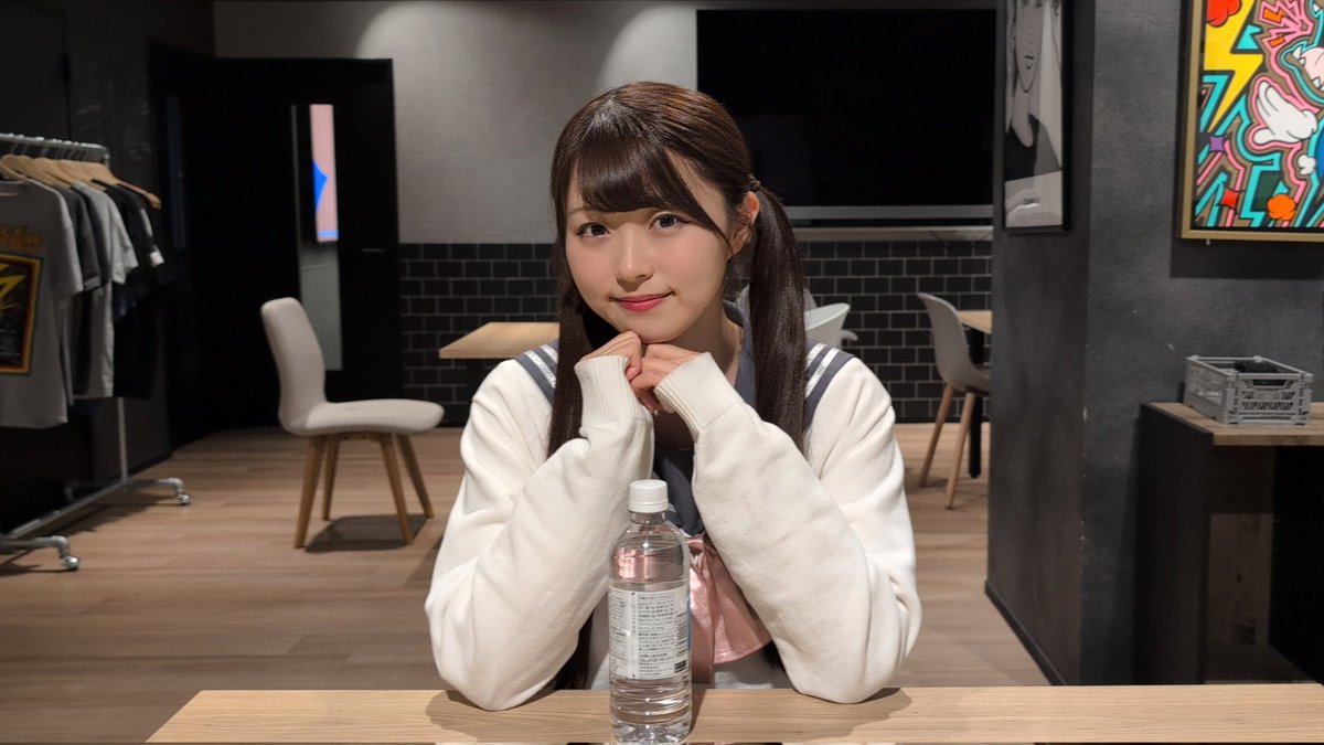 mah__ji's tweet photo. 3月のほぼJKのゆきのちゃん(2)
@yukinonano8
カラカラ制服個別撮影会
#宮下ゆきの #ゆきのなの https://t.co/JoIye29Ze8