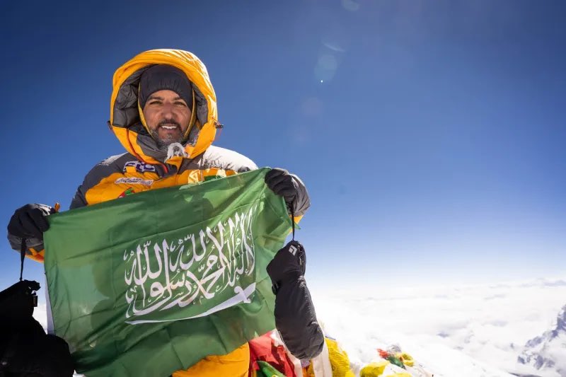 قورجس tweet media