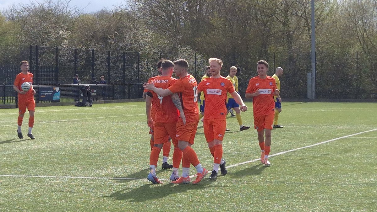 Steven holliday tweet media