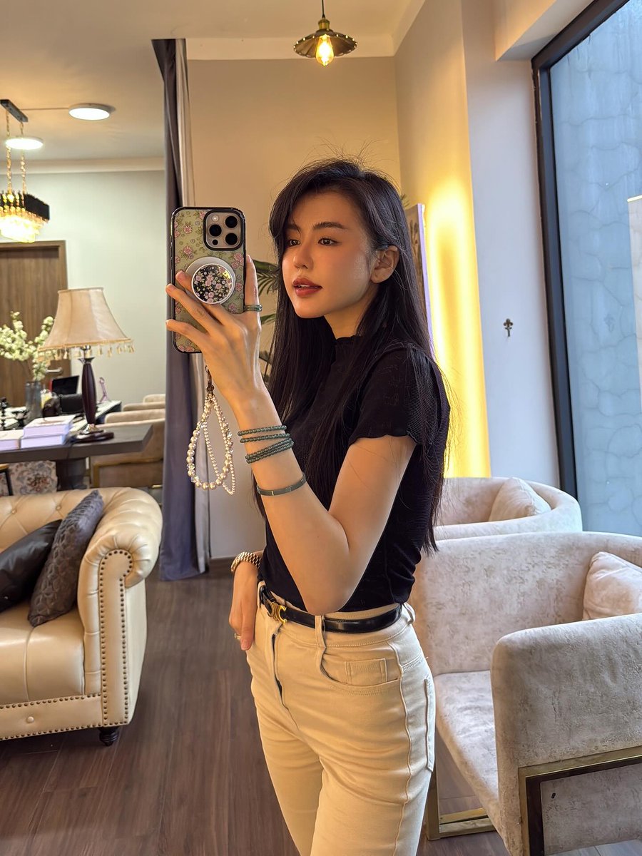 Devora Bea tweet media