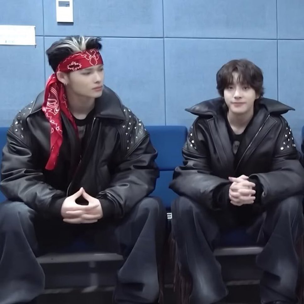 ^〰️^ tweet media