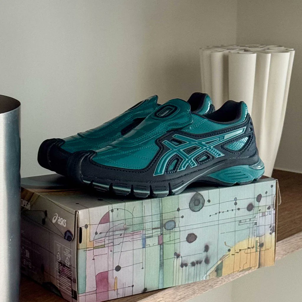 SOLELINKS's tweet photo. Ad: OTTO 958 x ASICS Gel-SD Arzachotto dropping at 8am PT/11am ET  

Dioptase:https://t.co/hUakJOIpIF
White/Blue Violet:https://t.co/xpfn47fhiE https://t.co/GfOpV7uLhv