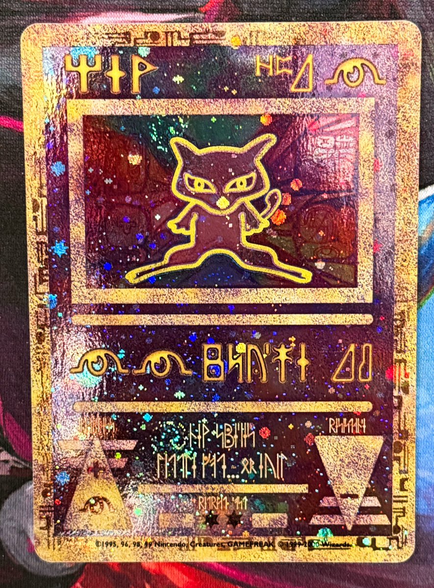 Lord Charizard tweet media