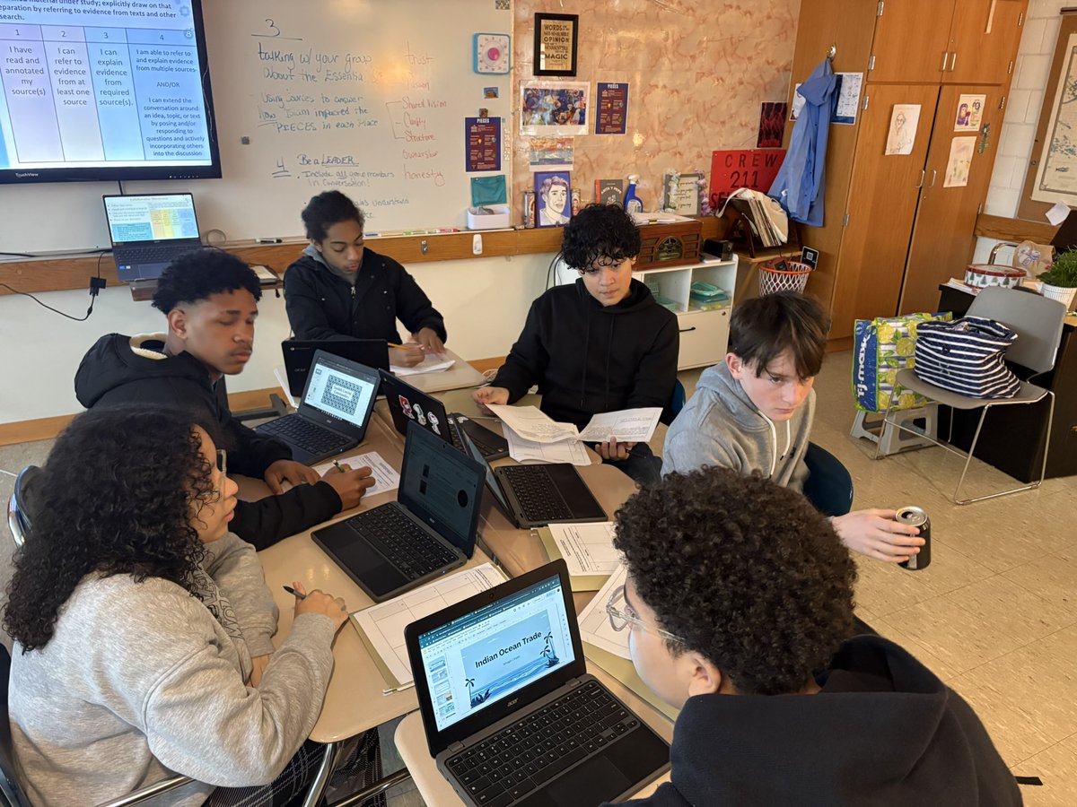 MsSelv_SHS's tweet photo. AP AfAm analyzed Du Bois’s “The Souls of Black Folk,” &amp; selected excepts to create blackout &amp; found poetry connected to concepts like Double Consciousness. 

Pre-AP World engaged in a collaborative discussion around the impact of Islam in Post-classical West and East Africa. https://t.co/MfLM009x1H