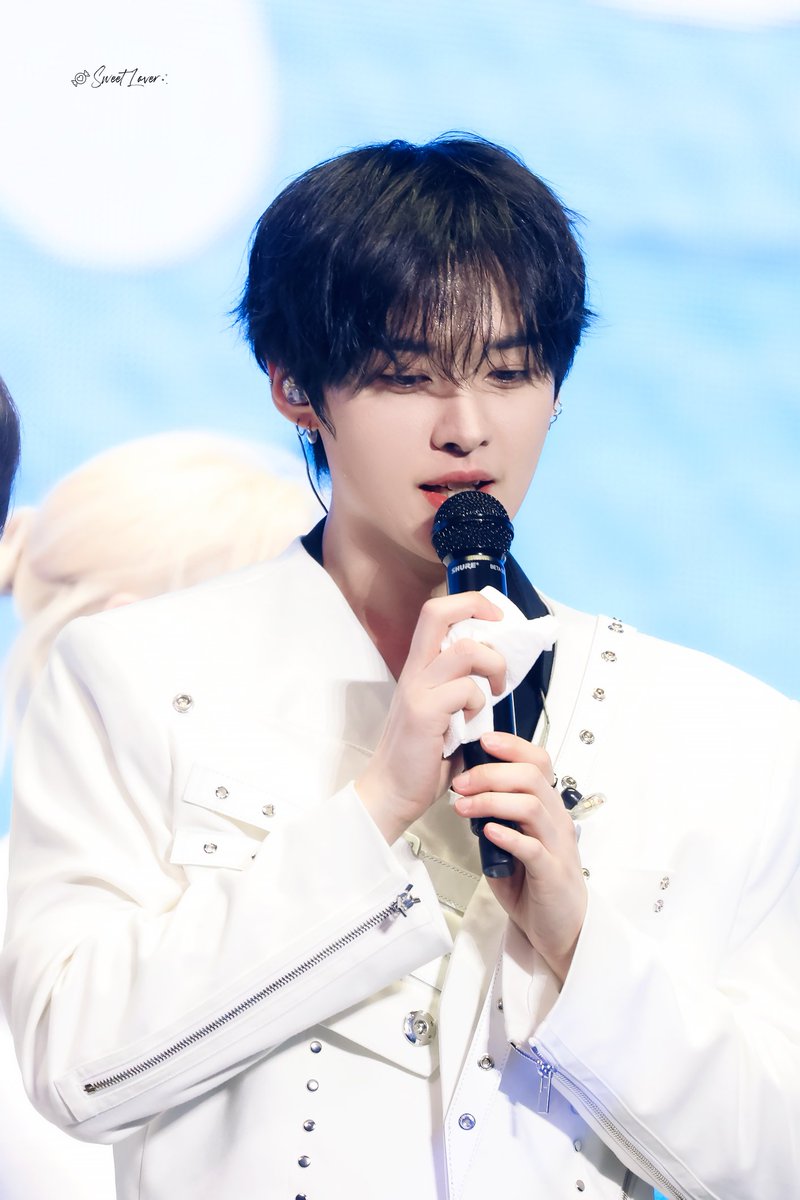 SweetLover_1025's tweet photo. 260404

#Straykids #스트레이키즈  
#Leeknow #리노 https://t.co/M3Oocm9CU4