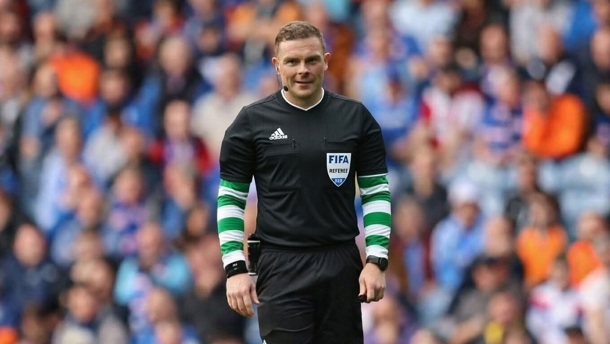 This bastard Beaton at Ibrox today 😡😡😡