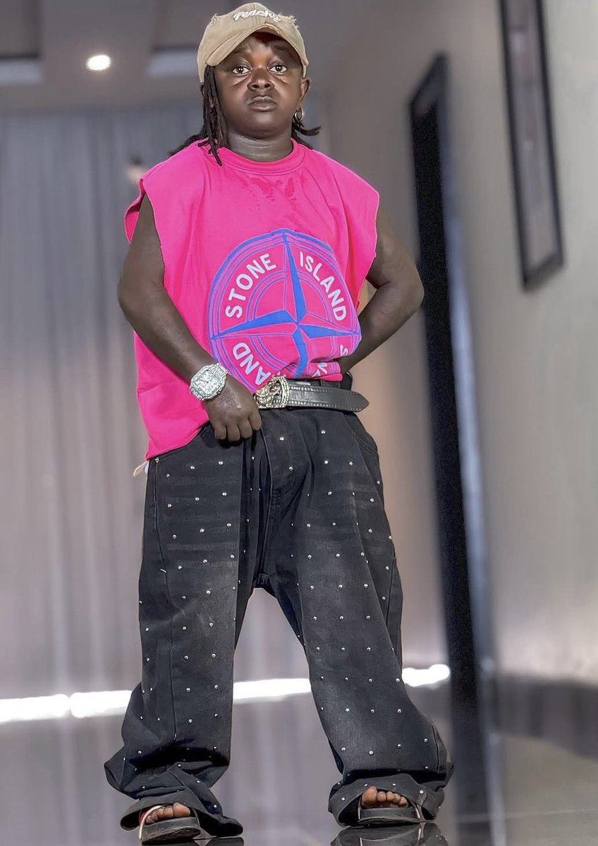 𝔸b𝕒𝕫𝕫 tweet media