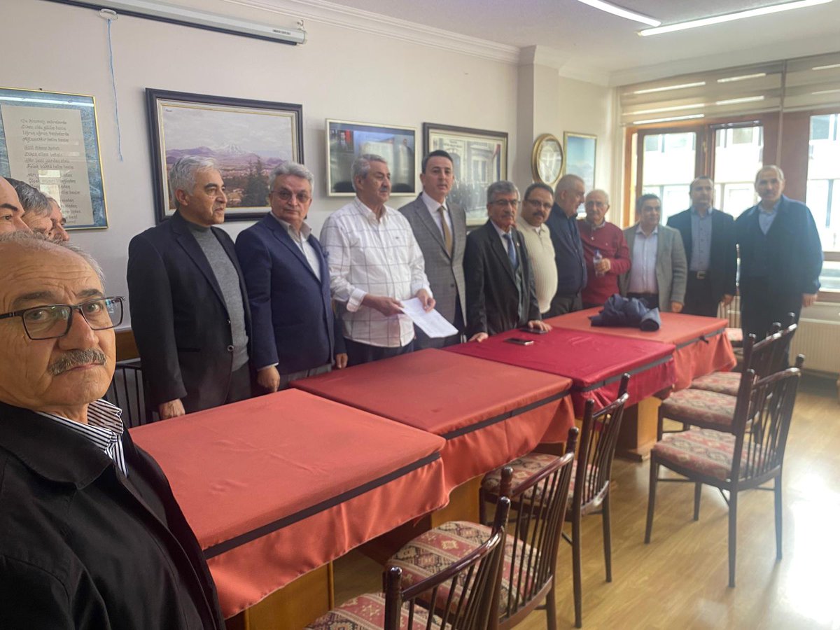 KayIncesuDer's tweet photo. Kıymetli hemşerilerim.
Kayserililer federasyonuna derneğimizin üyeliğini yaptık.
Varlığımız birliğimiz daim olsun.
Allah hayırlara vesile etsin. https://t.co/QajHzZSjGU