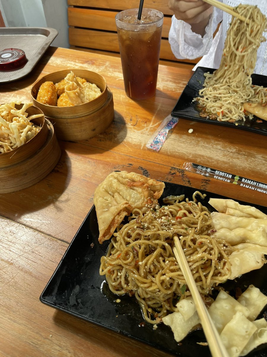 pipip🇸🇩 tweet media