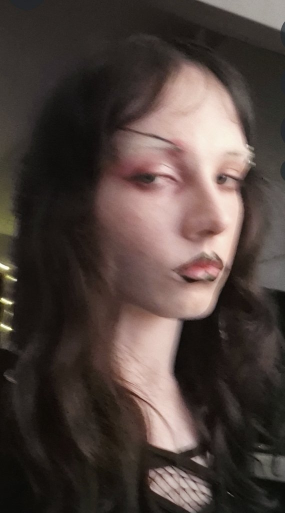 ∀lzirr tweet media