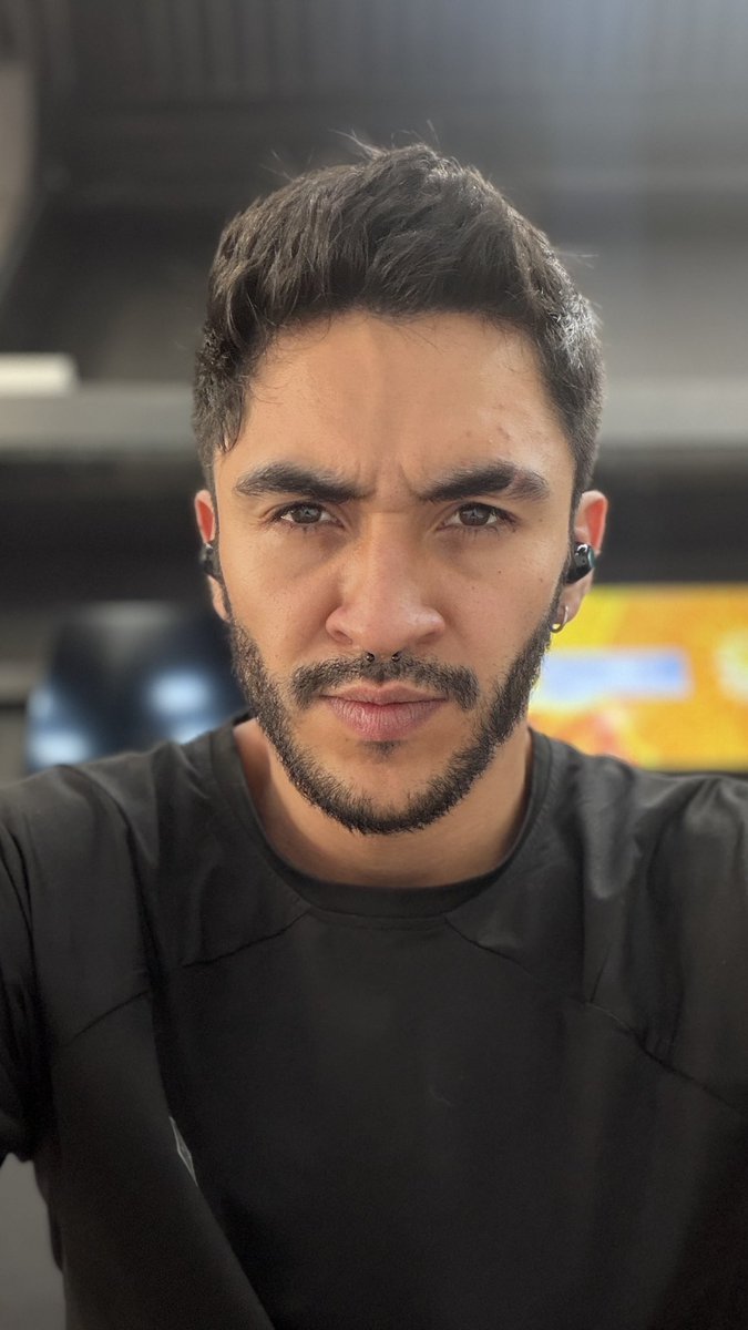 Juls 🦦 tweet media