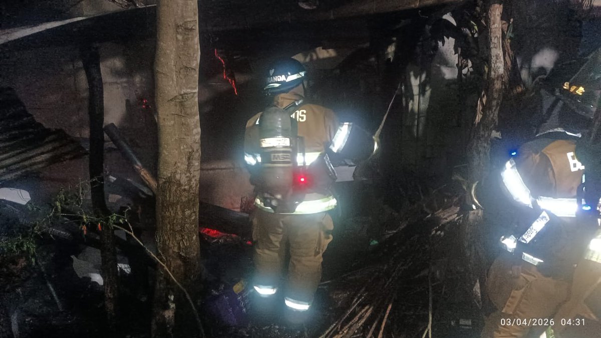 BCBRP's tweet photo. 🚨🔥 Incendio en bodega de leña en Santa Marta, #Bugaba fue controlado a tiempo 🚒 Sin heridos 🙌 Evita materiales inflamables cerca de tu hogar y reporta emergencias ⚠️👨🚒 https://t.co/QQHZZQOpMg
