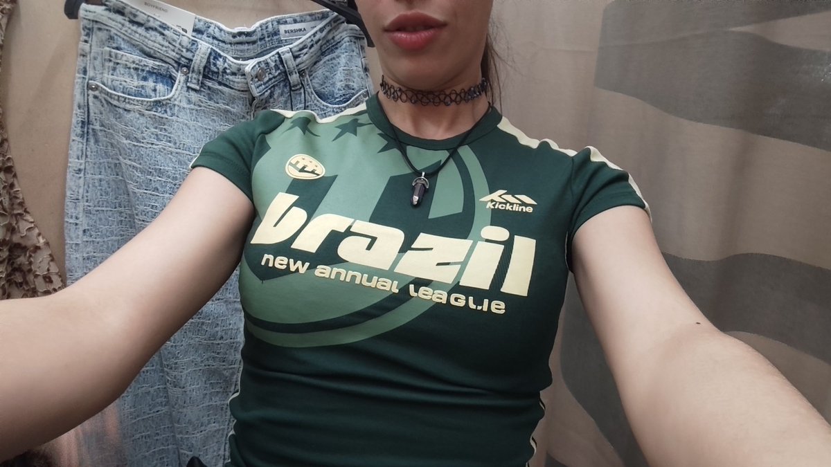Litabestie_19's tweet photo. Brazil and Kyoto, that's the tweet https://t.co/GcXw6rdLbP