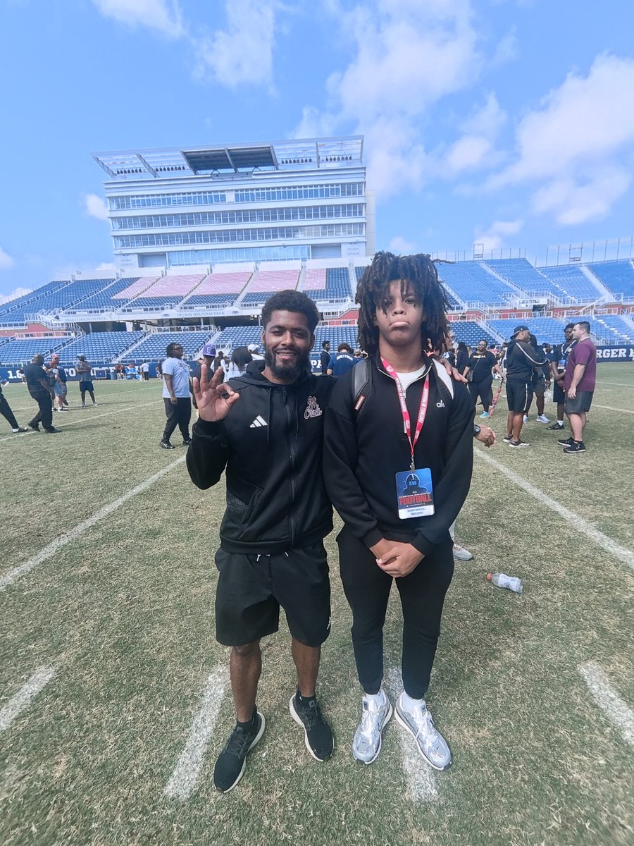 Darrick “dmarsh” Marshall tweet media