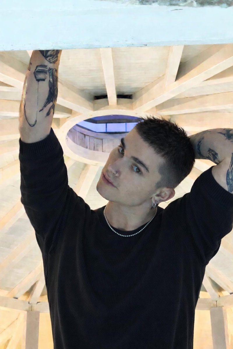 EnzoDiVittale's tweet photo. ㅤ           ━━𝐈𝐍𝐒𝐓𝐀𝐆𝐑𝐀𝐌 𝐏𝐎𝐒𝐓 ⸝⸝
ㅤ                      ﹫𝑑𝑣𝑖𝑡𝑡𝑎𝑙𝑒.𝑒𝑛𝑧𝑜  ✓ 

               Muy buenos días.

                ⌂      ⌕     ⊞      ♡    ○

ㅤ https://t.co/zYNcFjiicX