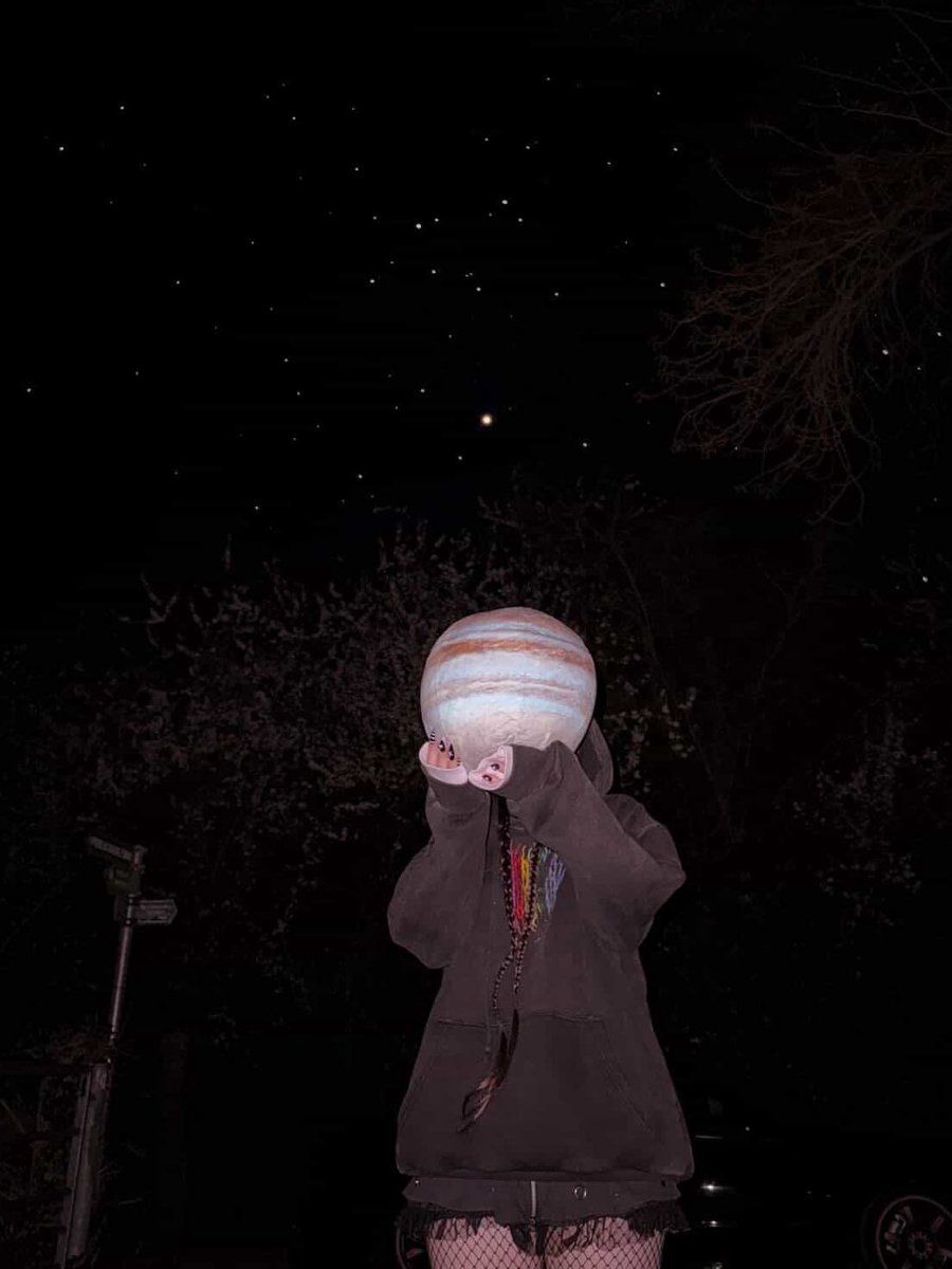 HeatherLara 🌸 🔜 Horrorcon tweet media