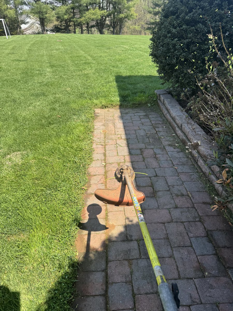 Tony does blue collar work too. Brighton road if your hiring hmu <a href="/maximusdoug23/">maximus “white mike” doug23</a> #landscape