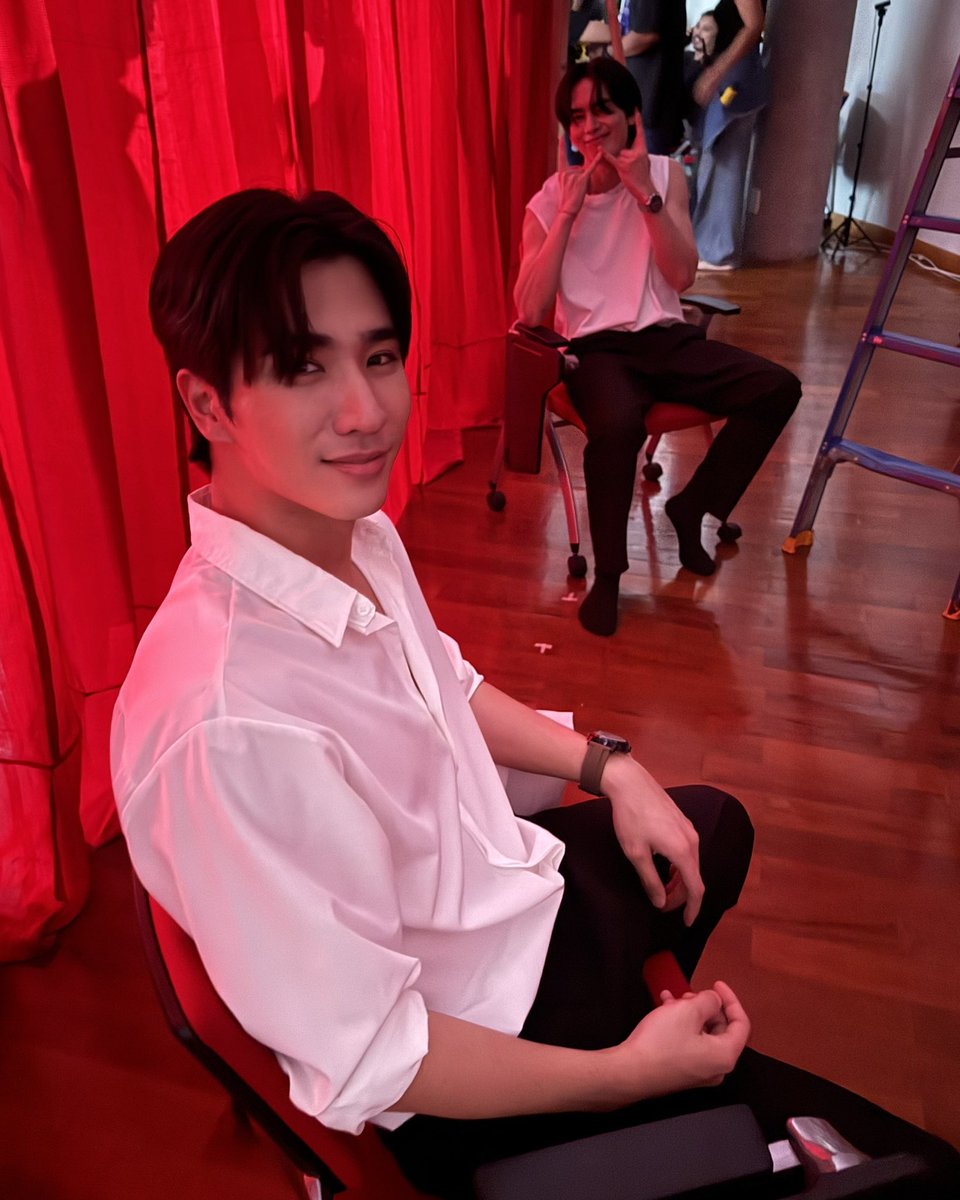 เนเธเธกเธเธดเธเธเธญเธ tweet media