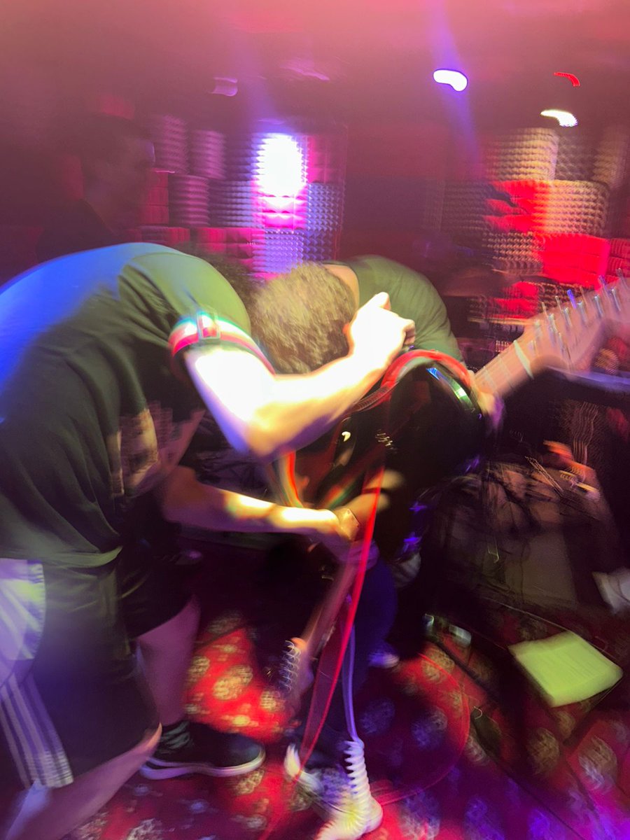 Ninonuclear's tweet photo. Set list del último show, próximo show en Barquisimeto y caracas en junio. Estamos felices y emocionados por volver después de casi 10 años, emocionados por ve a nuestras familias y amigos. https://t.co/VypcQGr0fe