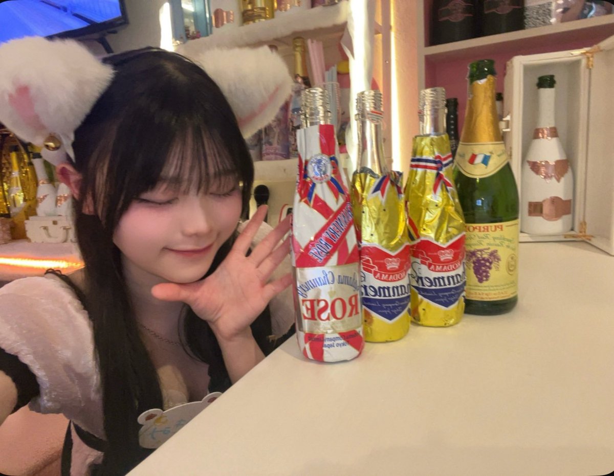 つきみ tweet media