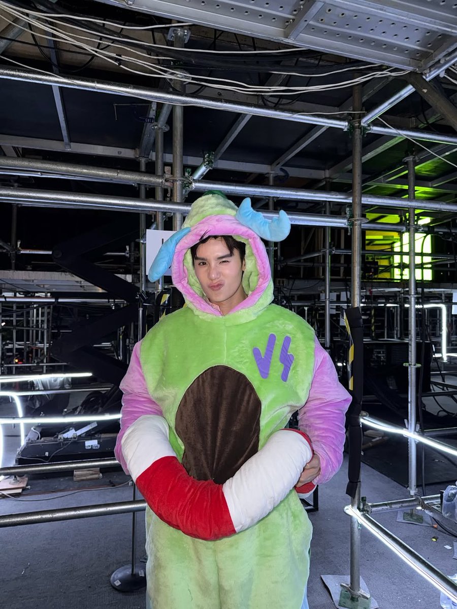 💛💜 มีสติหน่อยเบล 🍞🐼🎶 tweet media