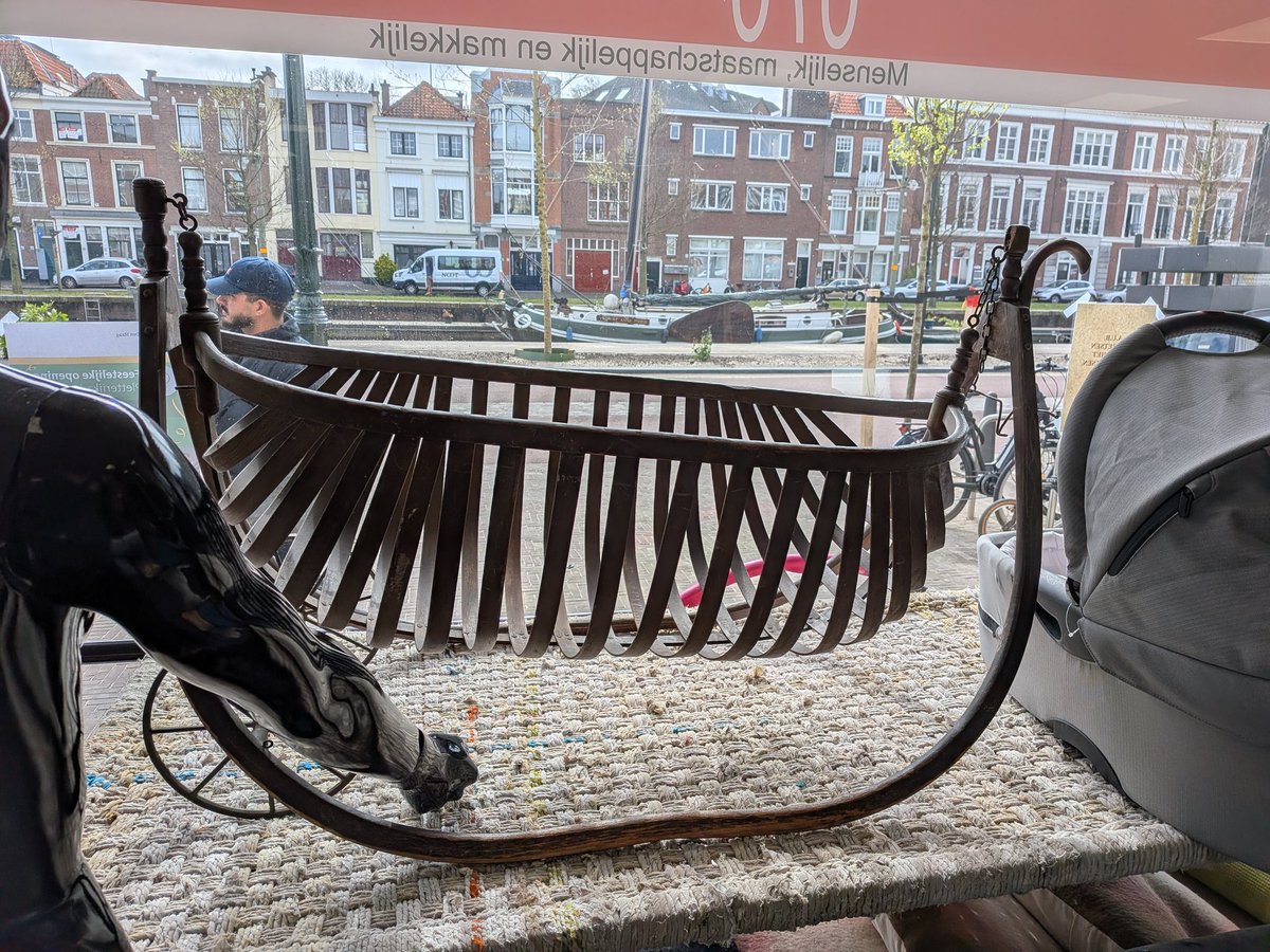 Kees Teszelszky  tweet media