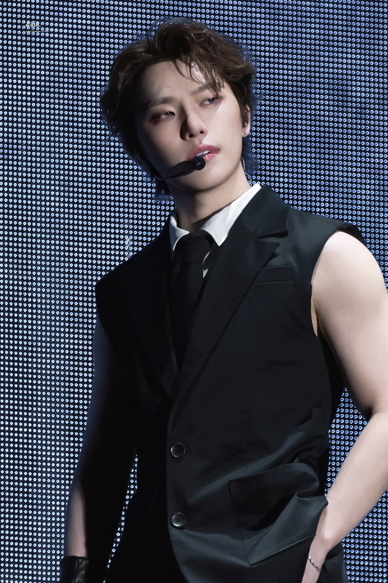 𝐃𝐚𝐬𝐡. tweet media