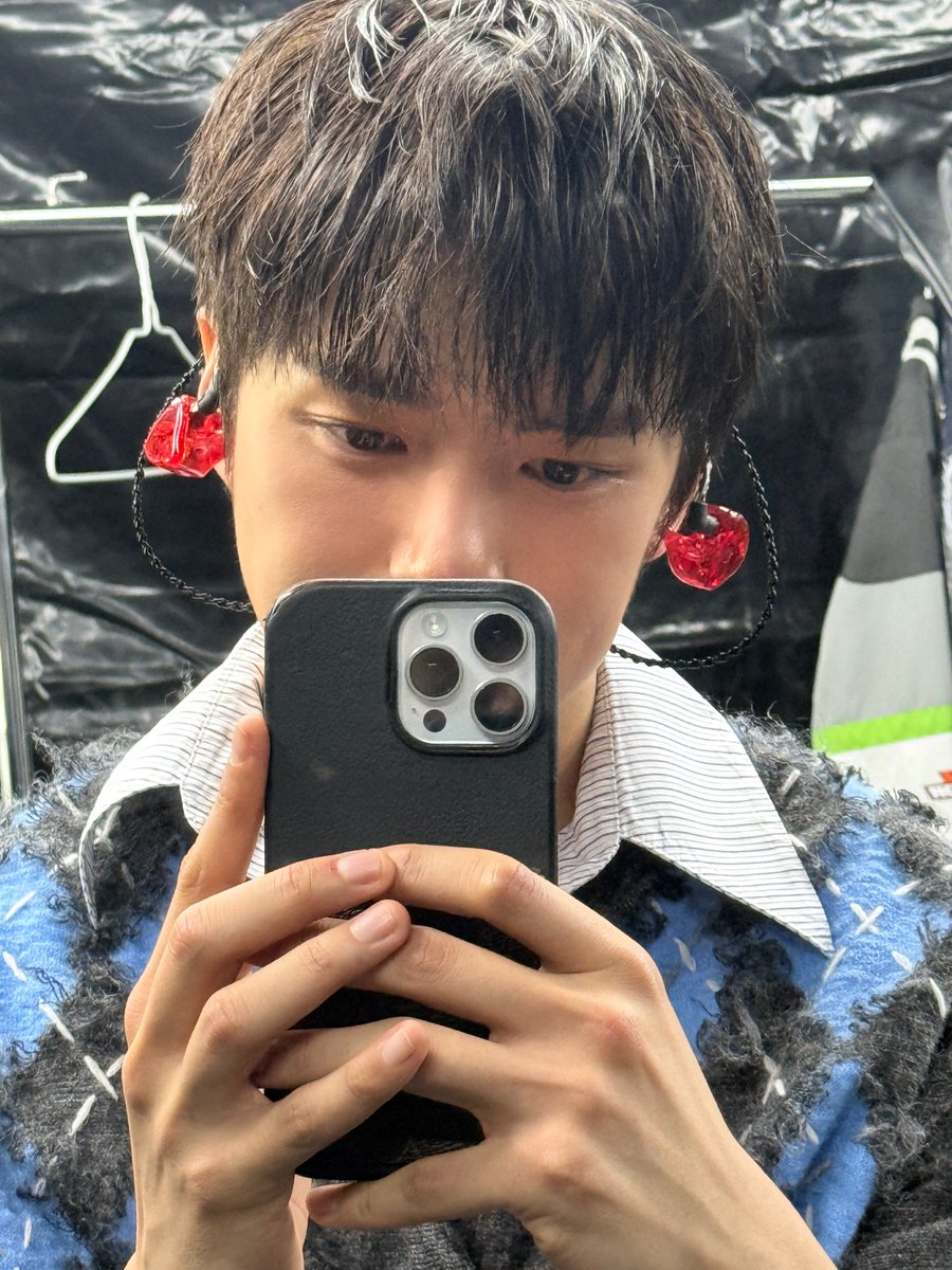 Incorrect Hyunghyuk tweet media