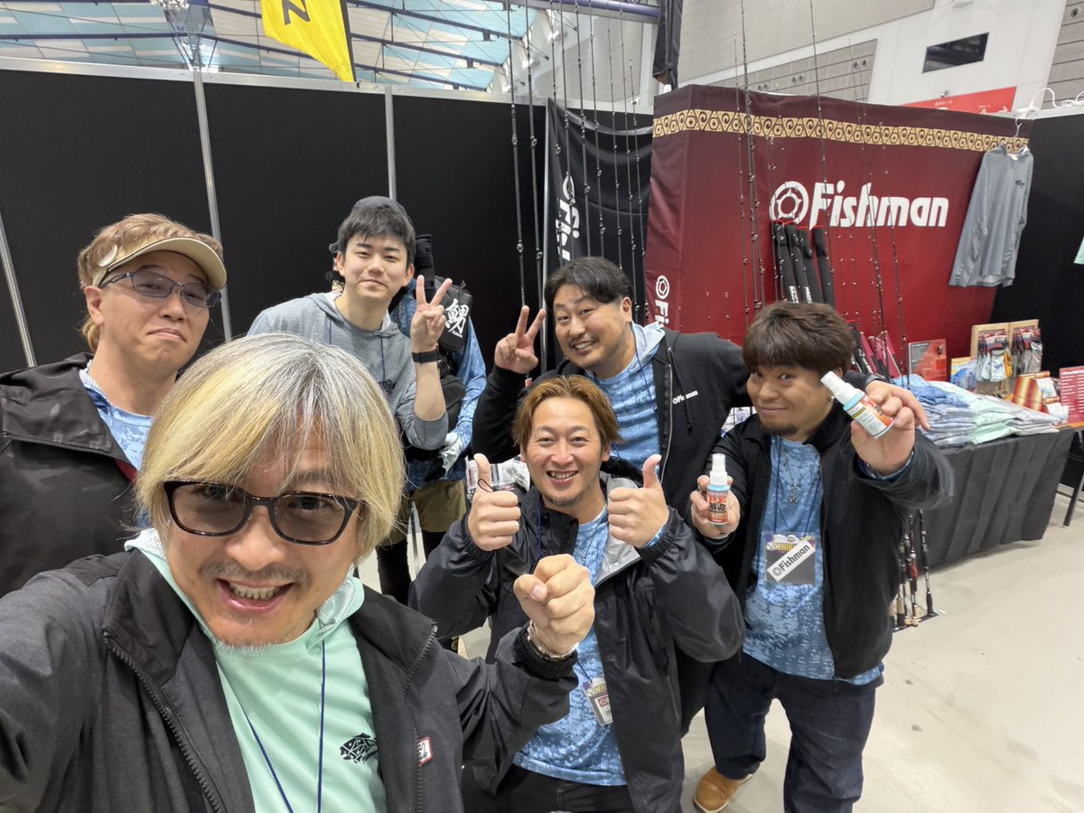 2424Fishman's tweet image. フィッシングショー東北
あの震災から15年
初めてこの地で出展したのが2015年
釣り人のこの熱気を見てくれ！！
もう感激で、沢山のユーザーさん、
ファンのみなさんの来場が嬉しくて
2424は本当は人前でも涙出そうです！
明日日曜残り1日、もっと沢山のご来場、
スタッフ一同お待ちしてる！
#Fishman