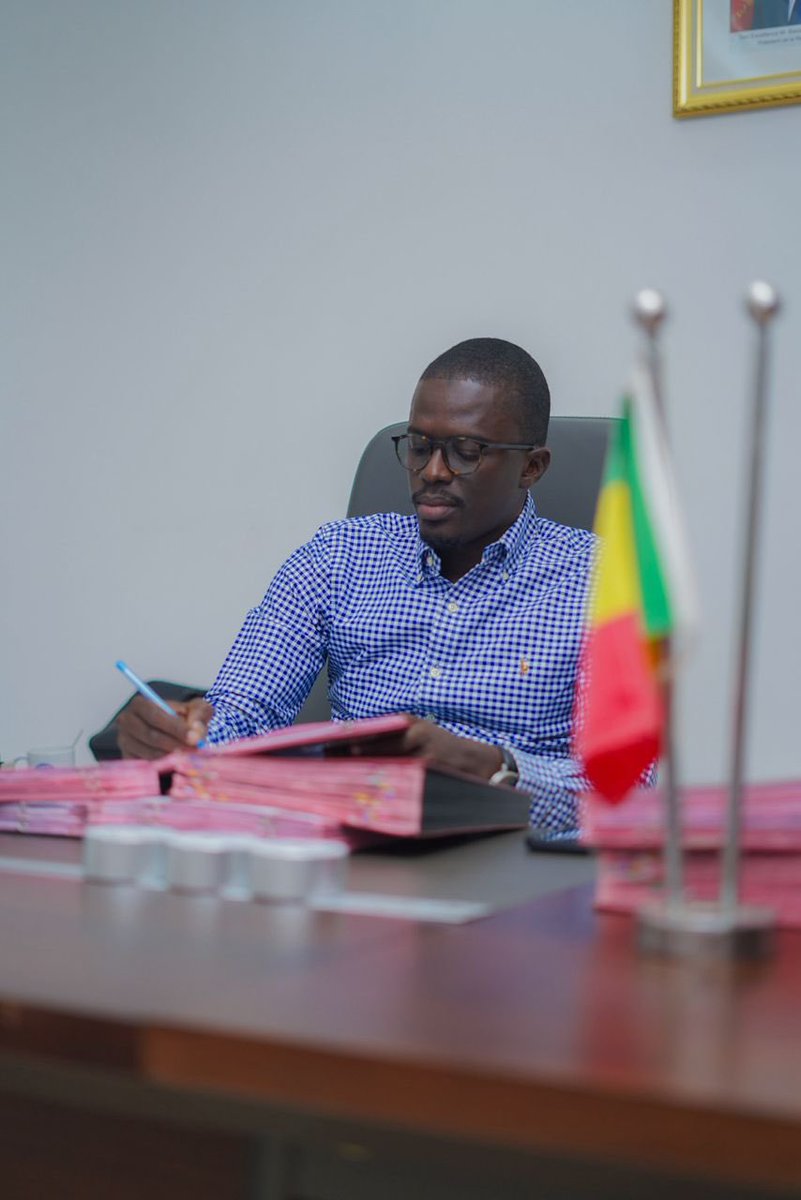 Seydina Issa Laye Sambe tweet media