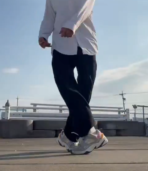 ふぉーる tweet media