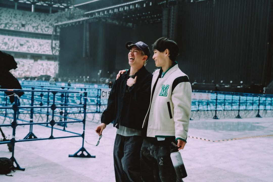 哲史∞ tweet media