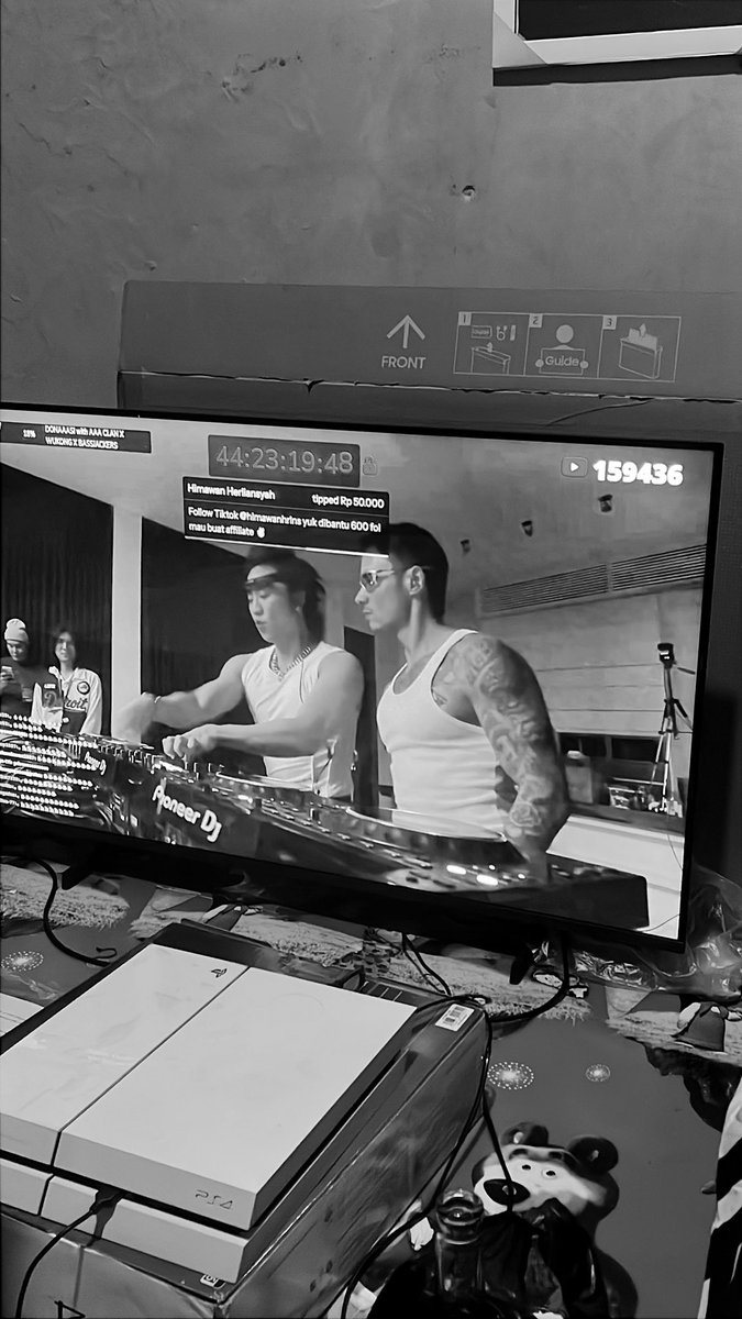 bukanmanusiabiasa tweet media