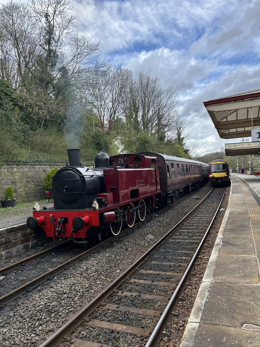 Mark Ellis tweet media