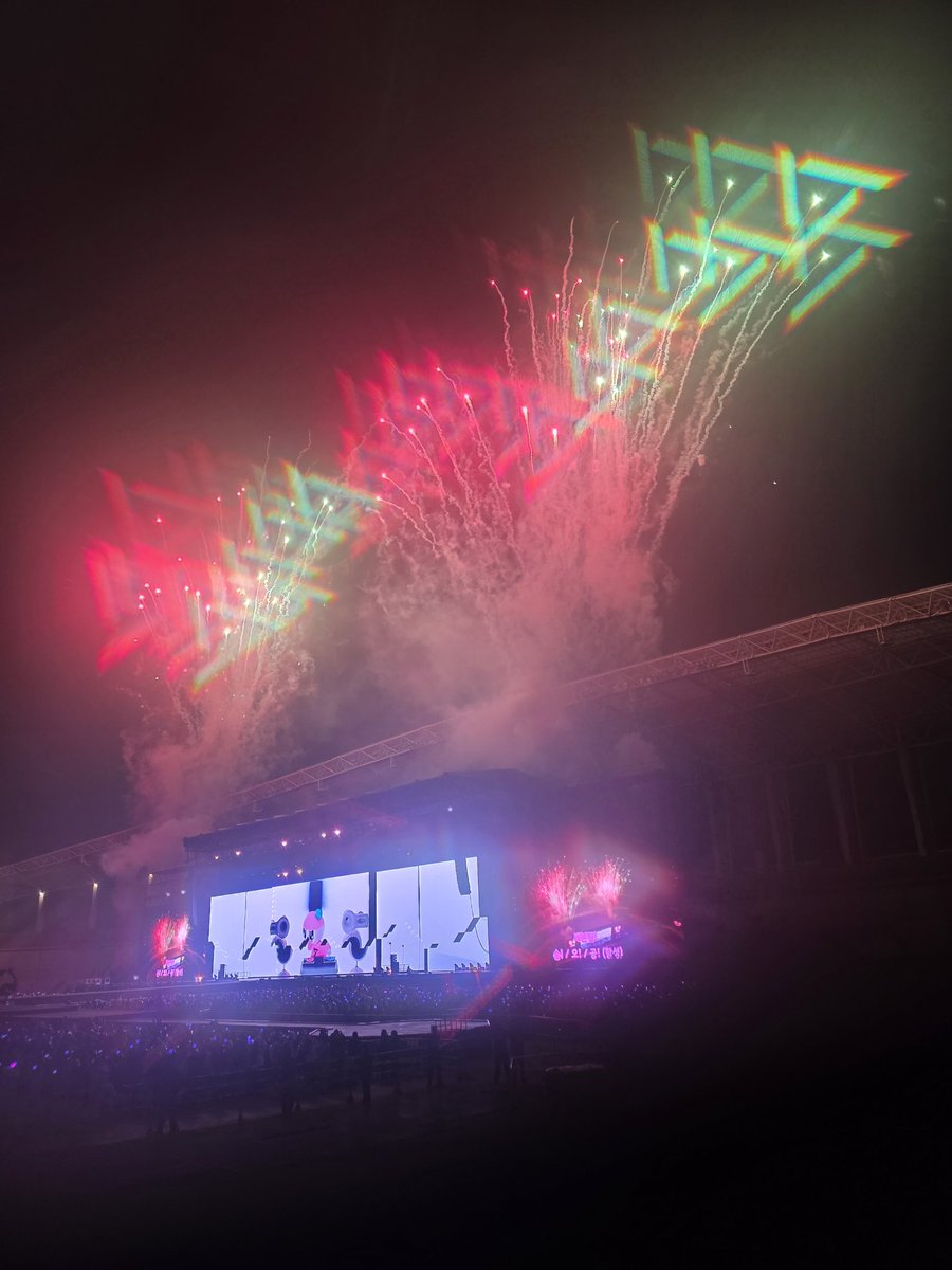 cheering_ww's tweet photo. 오늘 진짜 애들도 캐러뜰도 폼 미쳤다
너무 절거운 하루였다 https://t.co/GjZfesqqCU