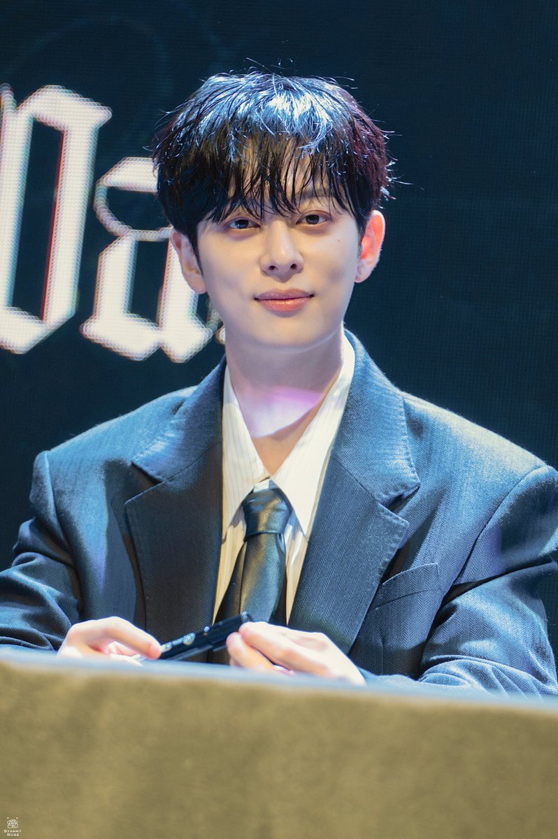 𝑺𝒕𝒂𝒓𝒓𝒚 𝑹𝒐𝒔𝒆 tweet media