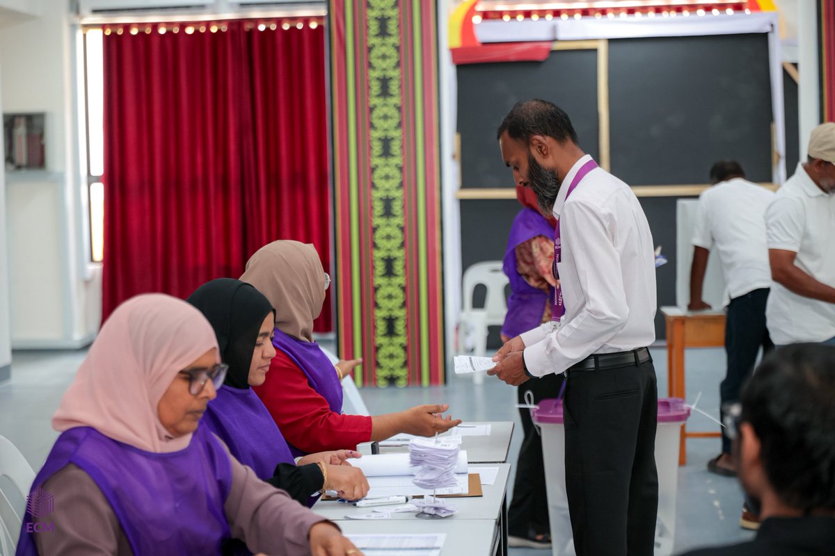 Elections Commission tweet media