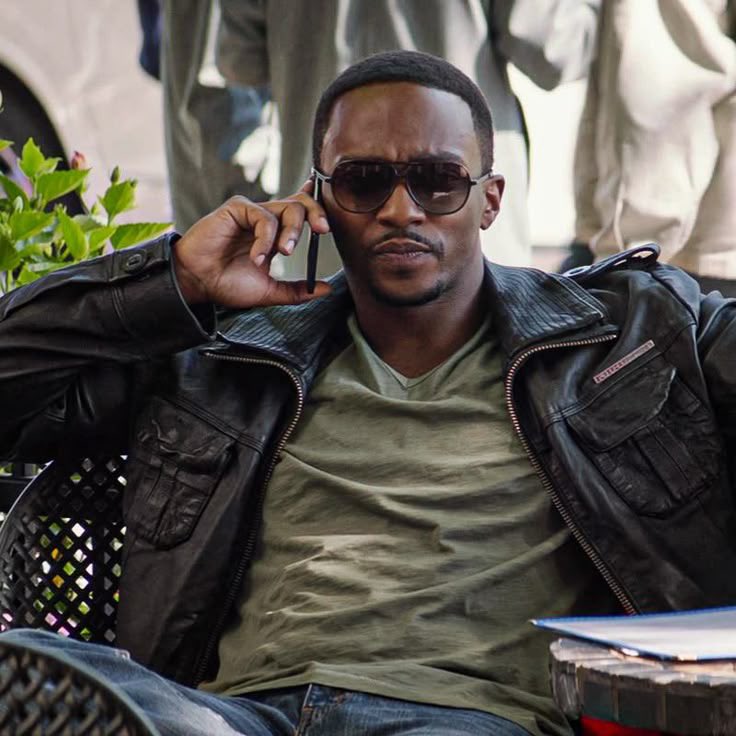 sammy all the time ↯ 🇨🇴 MCR DAY tweet media