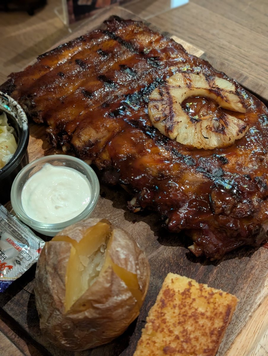 bllless 🏳️‍🌈🇺🇦🍭 tweet media