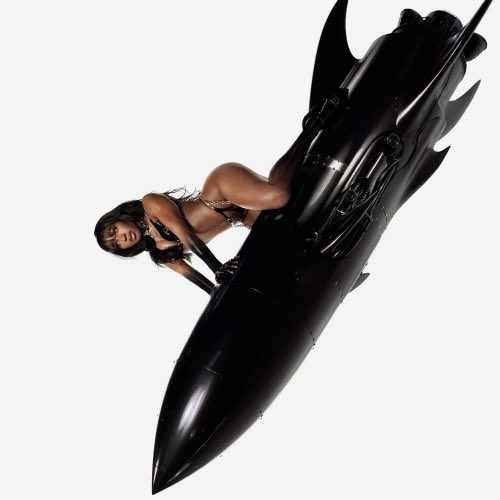 robô da ana paula renault tweet media