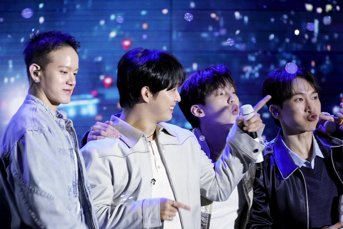 내일도모레도널부를래(를래) tweet media