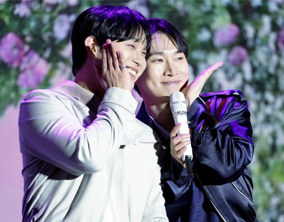 내일도모레도널부를래(를래) tweet media