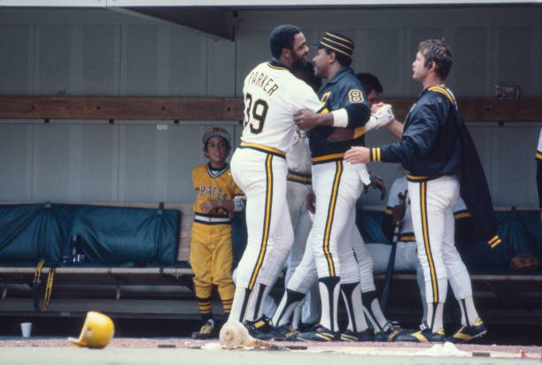 Vintage Jerseys & Hats tweet media