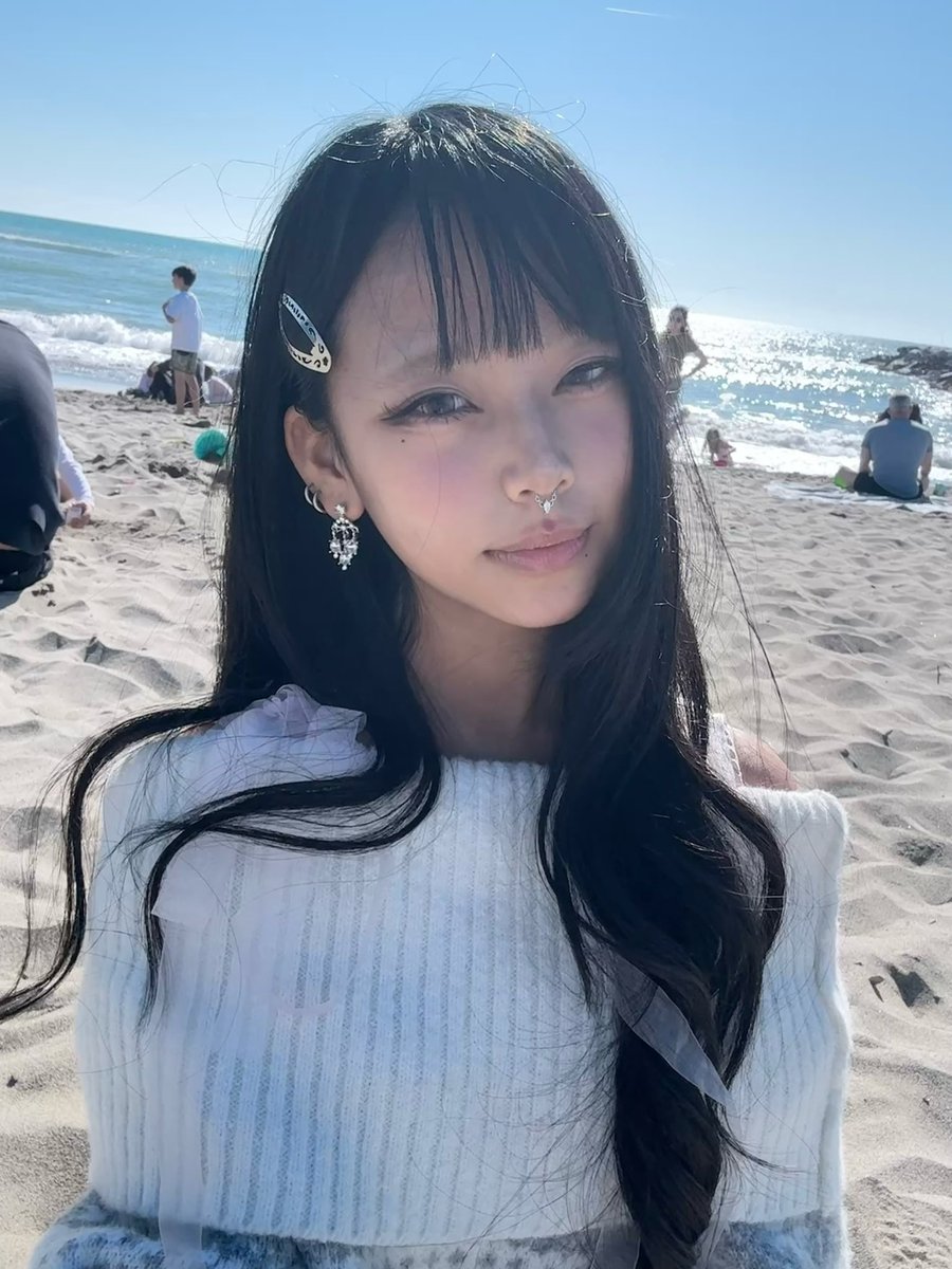 玻璃窗 tweet media