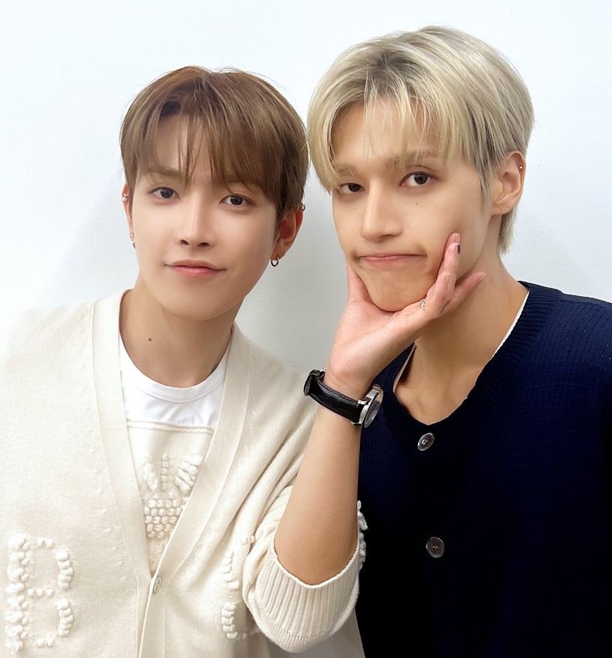 perni🐰ྀི tweet media