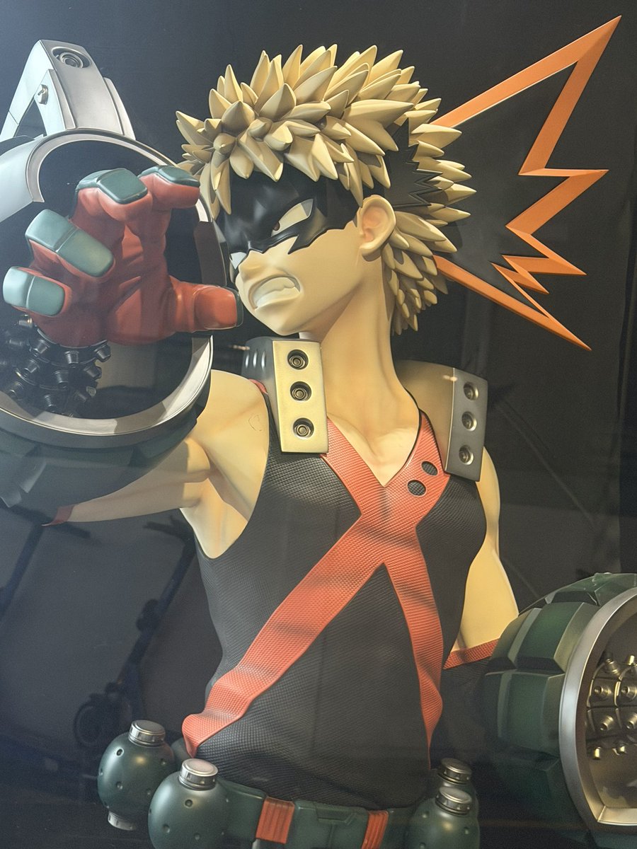 나도 이녀석을 봄….팔뚝개야르