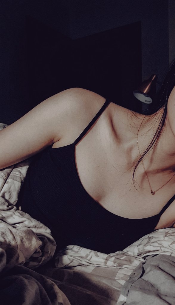 clararegina tweet media