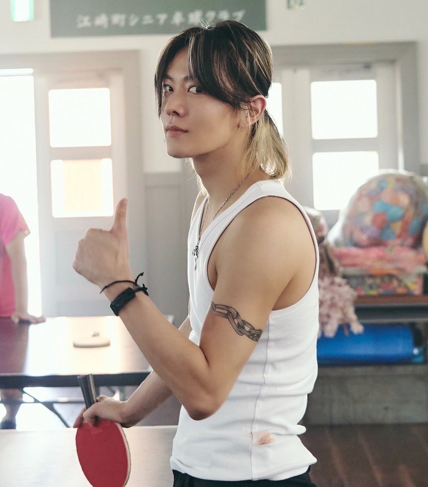 ķarla biggest fan tweet media